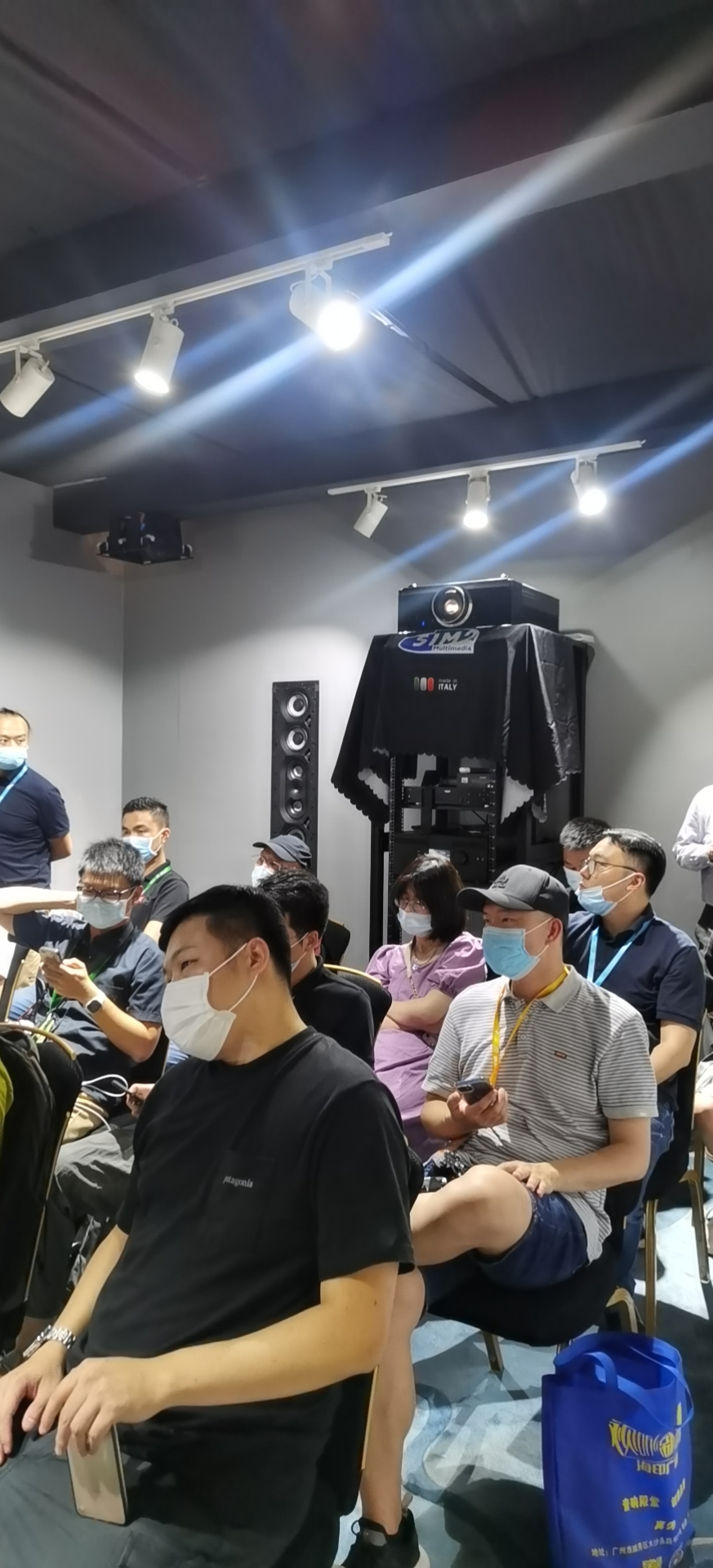 疫情下的廣州國際唱片展,沒來的朋友,歡迎關(guān)注公眾號內(nèi)容! 疫情下的廣州國際唱片展,沒來的朋友,歡迎關(guān)注公眾號內(nèi)容!